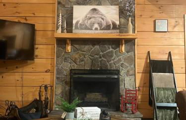 Grandpa John Cabin - Hot Tub, Game Room - Foto 31