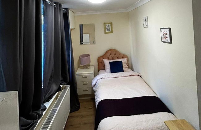 3 Bed Cottage Retreat - Private Garden & Parking - Foto 6