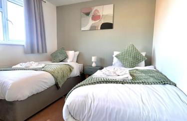 3 Bedroom House- Sleeps 5- Pool Table and Driveway - Foto 17