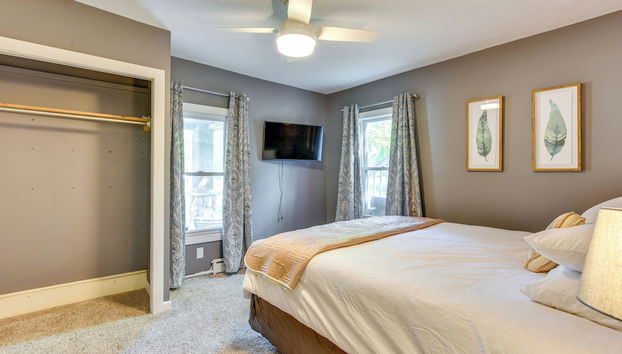 Dog-friendly Watertown Vacation Rental w/ Deck - Foto 5, Interni