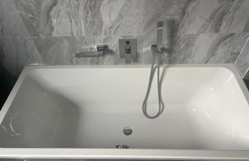 Haus Villa-Moderne Ferienwohnung in Wallersdorf-Haidlfing - Foto 6