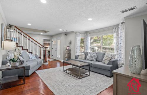 San Gabriel Stunner - An Irvie Home - Photo 19