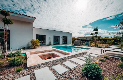 Villas de Provence - Maison avec piscine chauffée "Nirvana Pop Art" - Photo 2