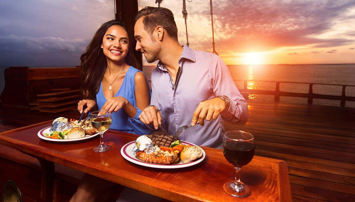Assaporando una deliziosa cenetta a bordo del galeone