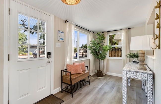 Downtown Windsor Home With Hot Tub & Pool Table - Foto 39