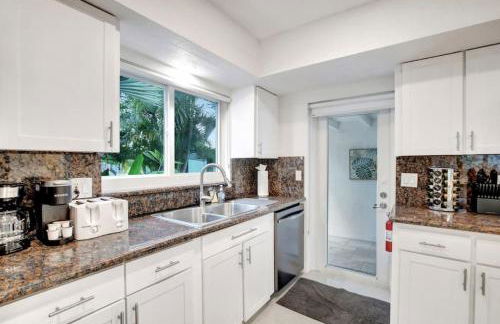 Wilton on the water courtyard and Heated Pool - Foto 48