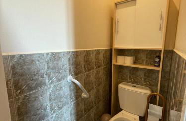 T2 Paisible Centre Commercy, Charme de l'Ancien - Foto 8