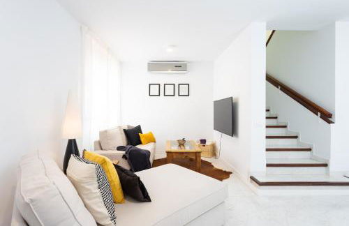 Home2Book Comfort Getaway Terrace & BBQ, Radazul - Foto 2