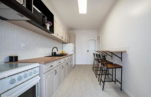 Beach Front Apartment Av dos Banhos - Foto 4