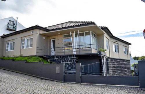 A Casa do Outeiro - Photo 1