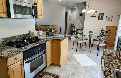 5 Minutes to South Bay Beaches! Private 2 bedroom 2 bath 2 level home with patio Excellent value! - Foto 43