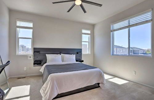 Near Hiking and Biking Trails Townhome with Patio - Foto 12