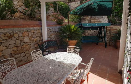 Villa del Golfo Urio with swimming pool shared by the two apartments it is essential to have a car - Foto 25