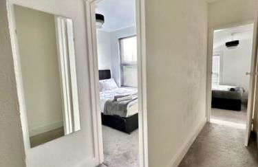 Gillingham 4 bed Guest House - Foto 15