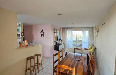 Apartamento na Praia do Futuro a 150m da Praia Mobiliado - Foto 3