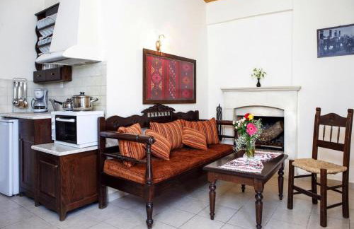 Romantic Holiday Home in Drosia - Photo 3