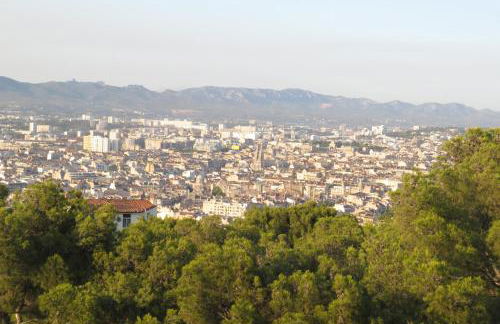Studio calme et très lumineux, au pied de notre Dame de la Garde - Foto 23