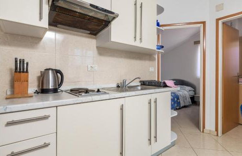 Stunning Apartment In Punta Kriza - Foto 20