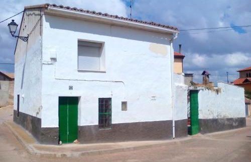 Charming House in El Poyo del Cid with Garden and Terrace - Foto 29