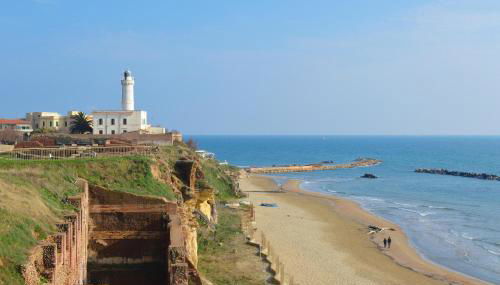 Gorgeous Apartment In Marina Di Ardea - Photo 2