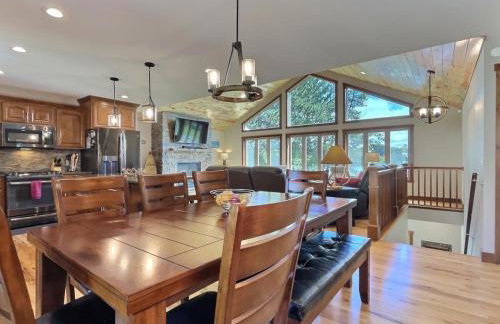 Northwoods WI 6BR Lakefront Cabin Retreat on Lake Nokomis - Minnohawk Lodge - Foto 13