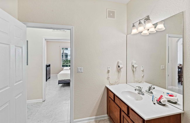 First Floor Vista Cay Condo W/free Resort Access! - Foto 14