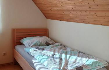 Ganze Wohnung mit Balkon, bis 5 Personen rund 90 qm - Foto 11