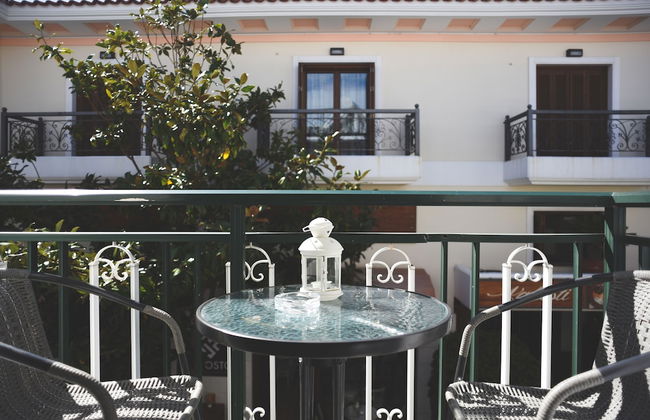 Albertos House - Photo 1