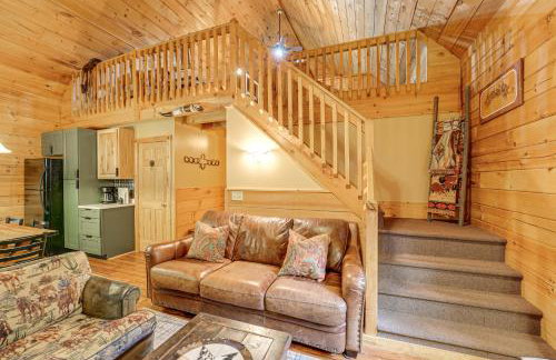 Fire Pit and Porch Warm and Woodsy Rothbury Escape! - Foto 4