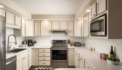 Harmony House An Experiential home With A Hot Tub - Foto 3, stove, dishwasher, toaster