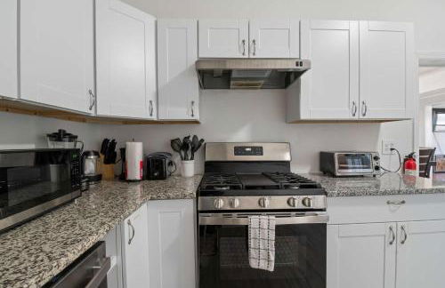 Escape to Raleigh Ave 3 Steps from the Beach - Foto 8