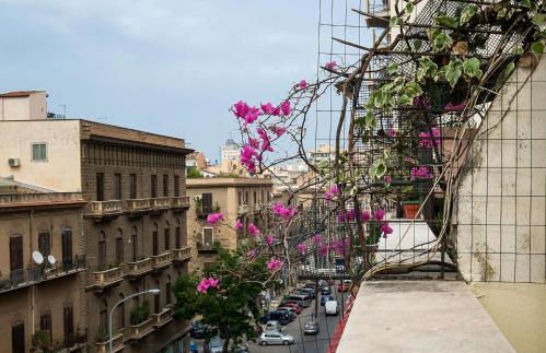 Attico Finocchiaro - Terrazza in Centro Wifi Free - Foto 32