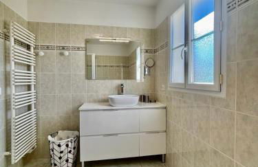 L'Escapade, Quartier Calme, Proche Bord de Mer - Foto 16