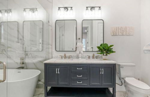 New 4 Bed luxury house w/Private Heated Pool - Foto 29