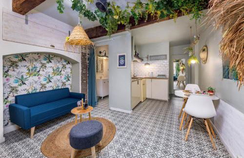 Youmi - Appartement Calme avec Jacuzzi et Clim à 5min de la Comédie, Tram à 200m - Foto 13