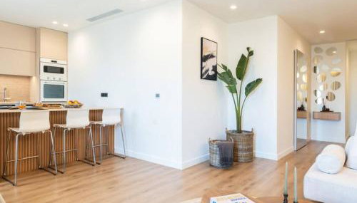 2-BD Luxury Apt Sea View Balcony near the beach - Foto 5