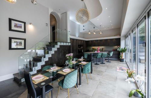 Dream House London 5bd with gym, cinema and hot tub - Foto 25