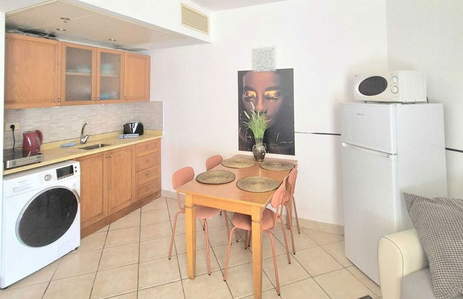 SHaYaSH apartments Leonardo Bat-Yam - Foto 41