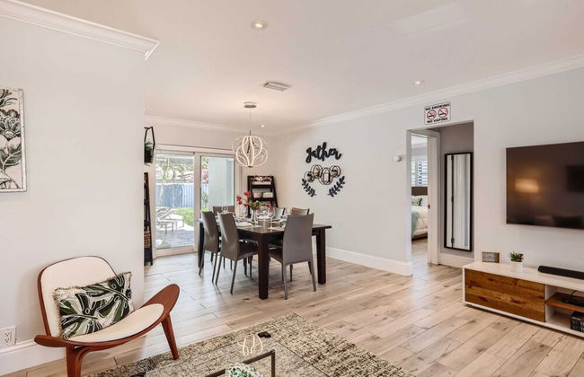 Great Location Private House Pool, Hot Tub, Patio w/ Fire Pit 3br/2ba - Foto 13