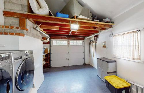 James House - Photo 22