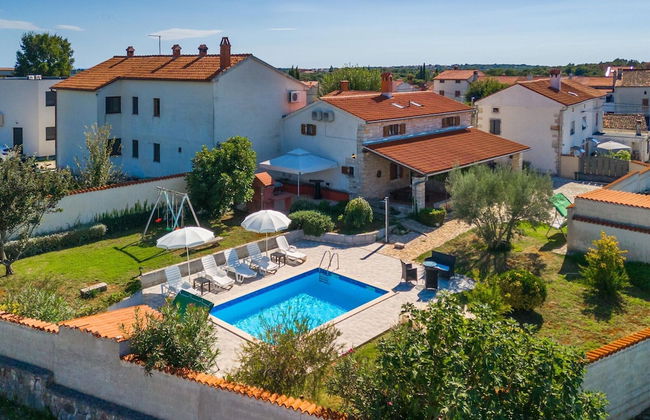 Holiday Home in Segotici With Private Pool - Foto 25