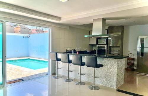 Casa Espaçosa com 5 Quartos Piscina Privativa 300m da Praia Ar condicionado em todos cômodos - Foto 39