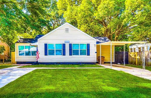 Mid-Town Cave for 6 Guests 3 Bedroom 1 Bath - Foto 1