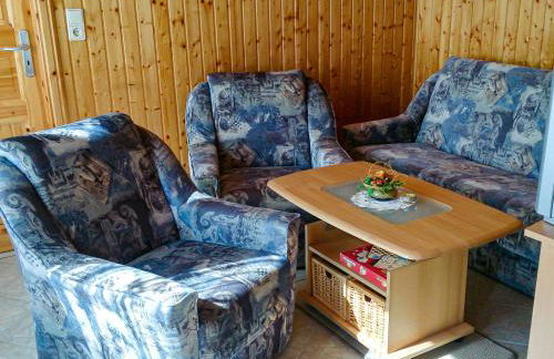 Bungalow am Waldrand - Photo 1