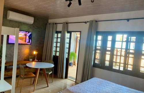 Suíte frente mar com cozinha e quintal pés na areia - Foto 2