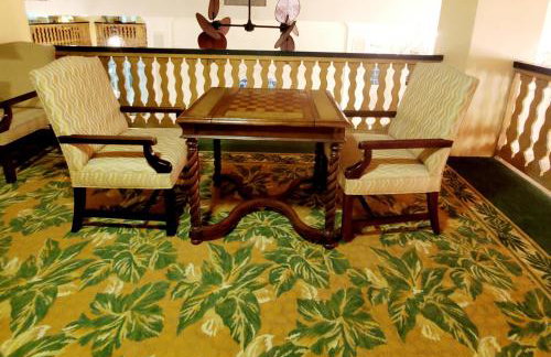 Romantic Studio in the Heart of Palm Beach - Photo 13