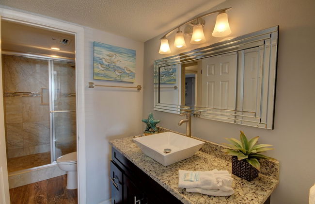 243 El Matador 2 Bedroom Condo by RedAwning - Photo 12