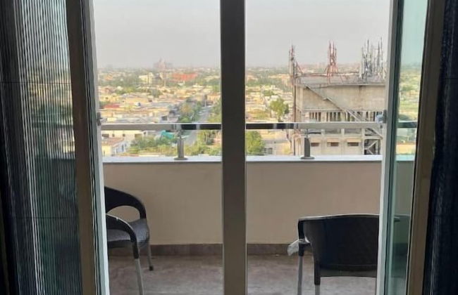 Air Reside Residency Apartment - Photo 42