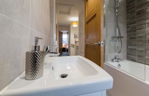 Tannery House - 3 Bedrooms, Parking, Wi-Fi, Garden - Photo 18