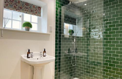 The Little Chantry - Hot Tub, Riverside, Pet Friendly - Foto 33